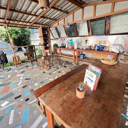 Plumeriahome Near Walking Street Chiang Mai Luaran gambar