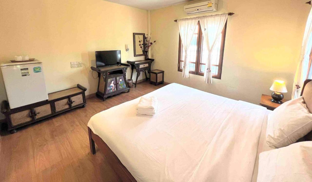 Plumeriahome Near Walking Street Chiang Mai Luaran gambar