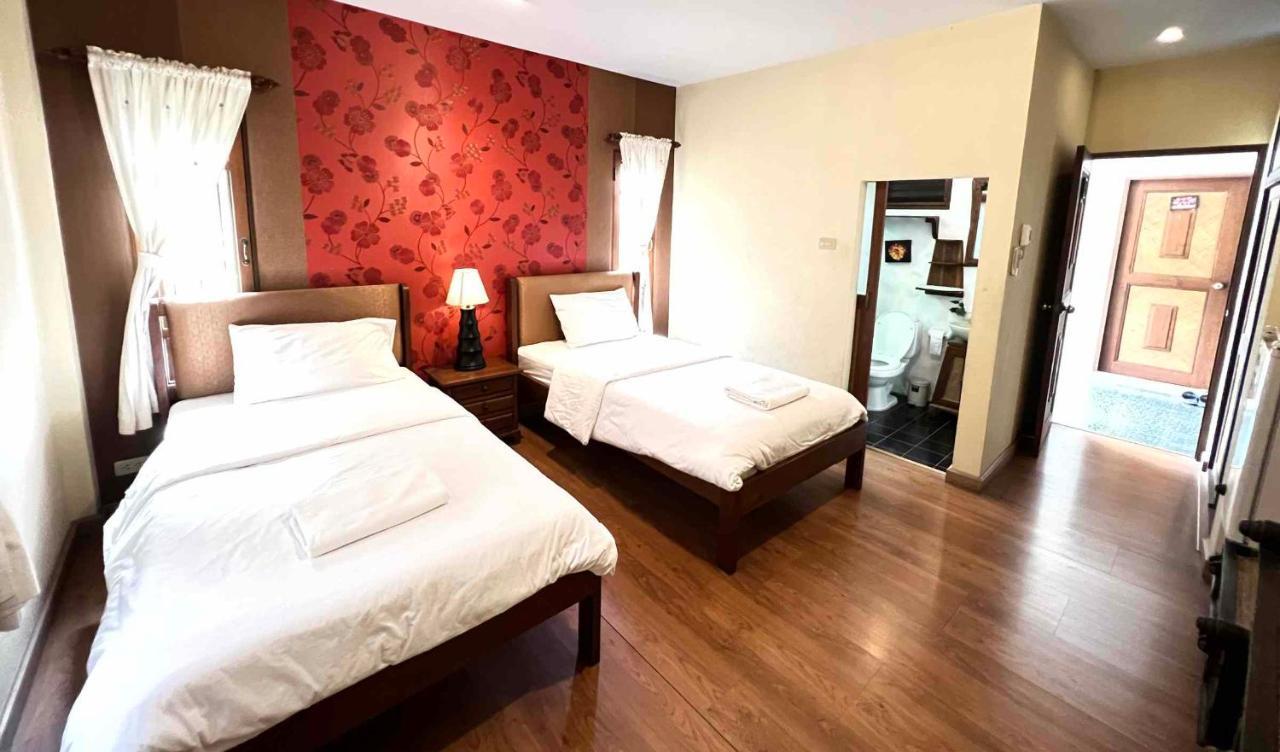 Plumeriahome Near Walking Street Chiang Mai Luaran gambar